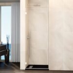 Mampara ducha 1 puerta abatible GLASS bisagra a pared Blanca