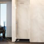 Mampara ducha 1 puerta abatible GLASS bisagra a perfil blanco